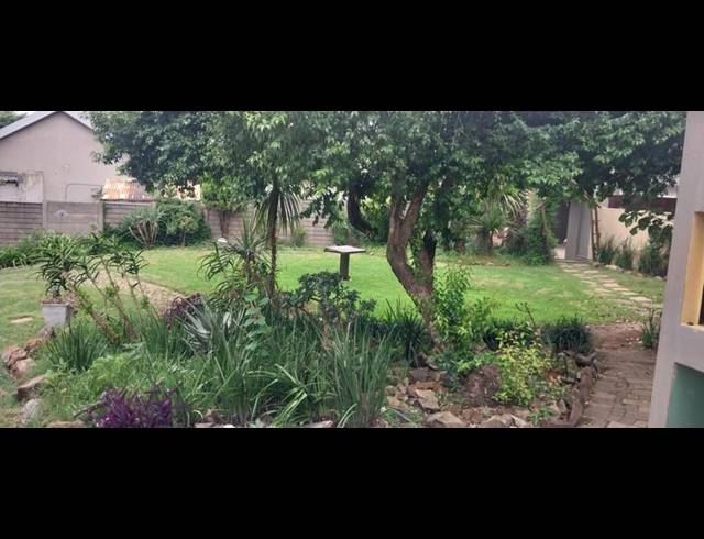 1 BEDROOM APARTMENT FOR SALE IN EDENVALE